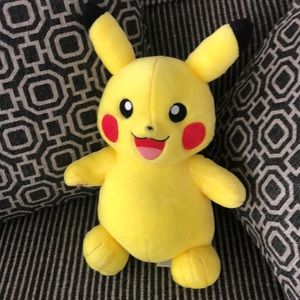 Build a Bear Pokémon Pikachu plush